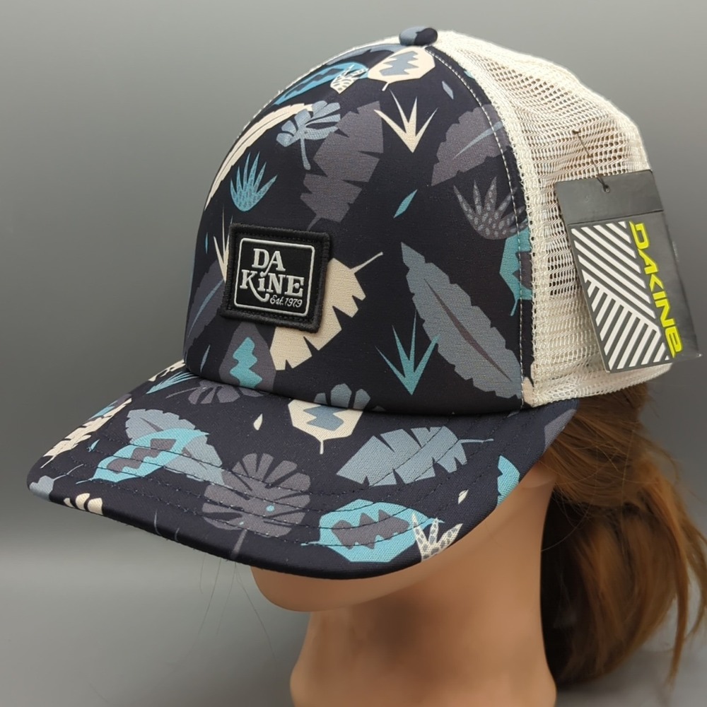 Dakine Hula Hawaiian Trucker Hat Women's Snapback Cap One Size Mesh Back NWT